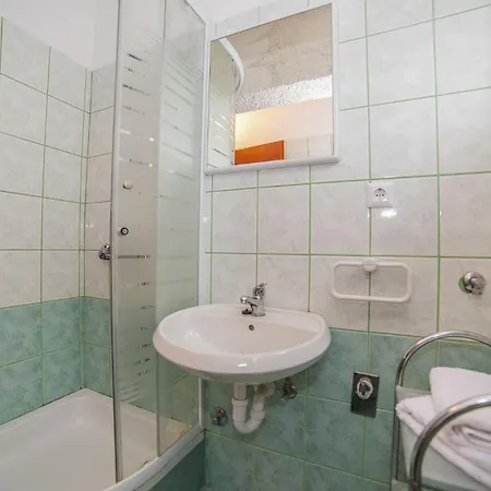 Miroslava - With Pool Apartment *