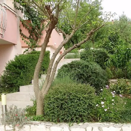 Apartment Miroslava - With Pool Trogir